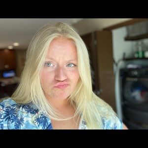 Meet your Posher, Bella